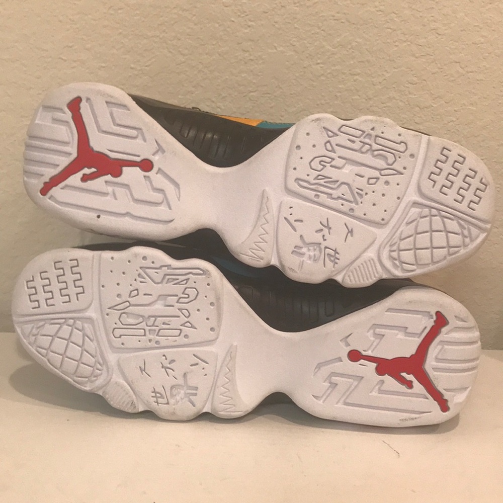 Retro Jordan 9 (GS) “Dream it Do it” - Picture 6 of 8